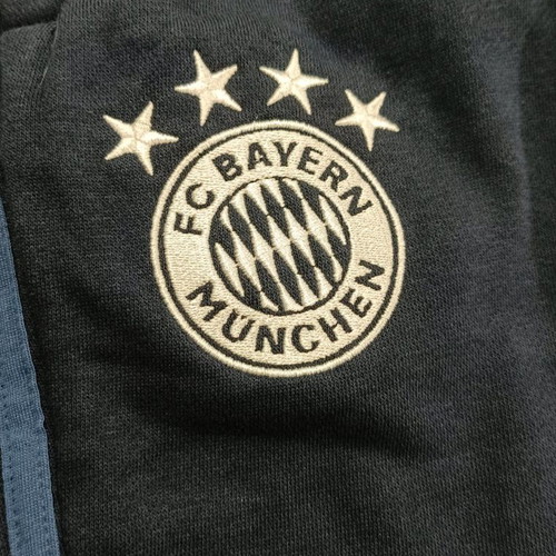 Bayern Munich Adidas tracksuit size L new cotton