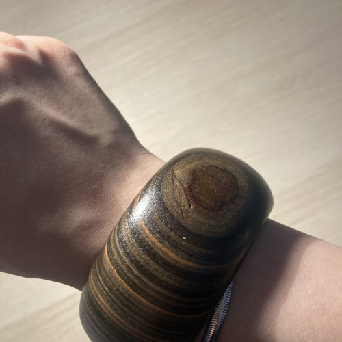 Vintage wooden bangle bracelet with natural wood grain, new
