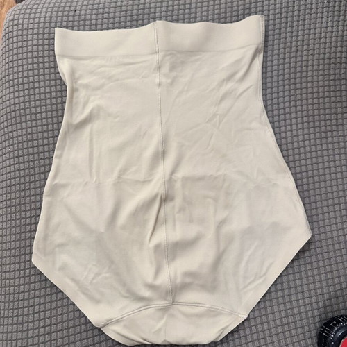 High-waisted nude seamless shapewear slip, size M