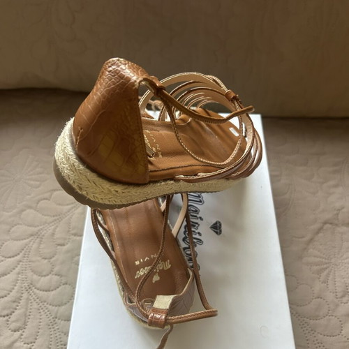 Mairiboo by Envie Shoes women's sandals size 38 new, brown