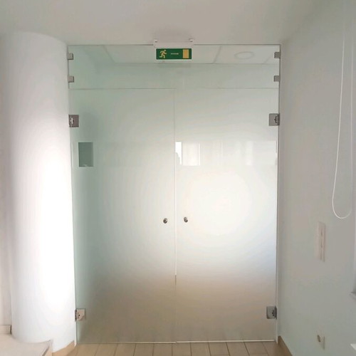 Glass door 212×83.5 with glass panel 34×167