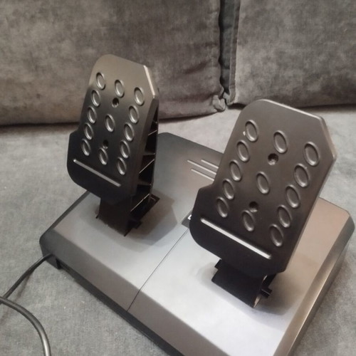 Hori Racing Wheel RWA like new compatible with PS4, PS3, PC