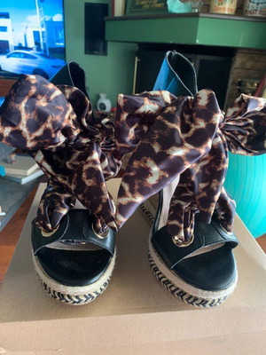 Kurt Geiger wedges new, size 41, black