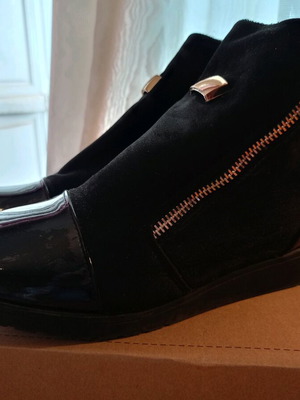 Ankle boots used, size 38, black