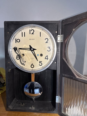 Collectible clock used, functional with key