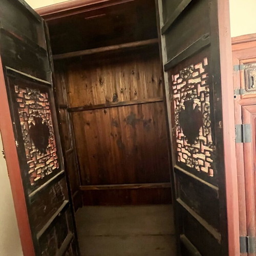 Chinese wardrobe new, height 2.00 m, length 1.00 m, depth 0.55 m