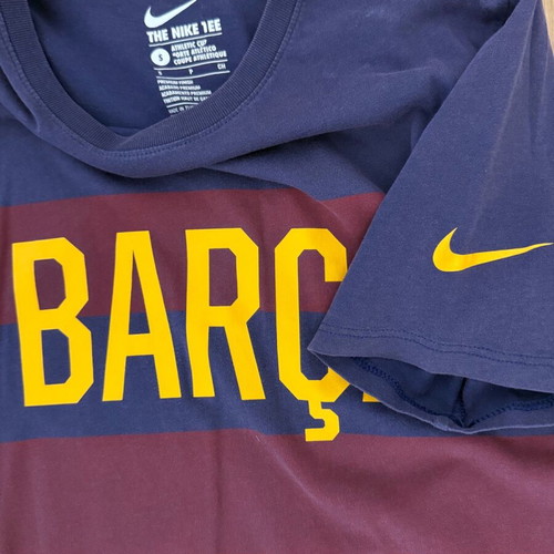 Nike collectible FC Barcelona shirt like new, official replica