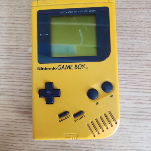 Nintendo Game Boy (1989) used original DMG-01