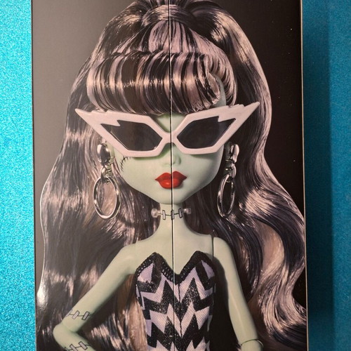 Monster High x Barbie Frankie Stein Skullector doll