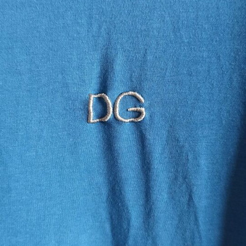 Dolce & Gabbana men's t-shirt used, size M, blue