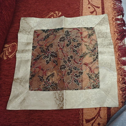 Christmas small tablecloth like new