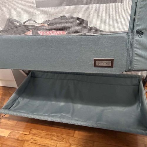 Bebé Stars Pearl Cradle like new, adjustable height, bed attachment