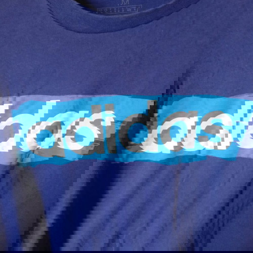 T-shirt adidas μέγεθος Medium μεταχειρισμένο, μπλε