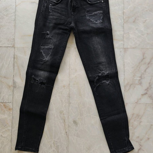 Zara black skinny pants with rips like new, size M