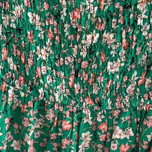 Floral dress with smocking like new, multicolor green