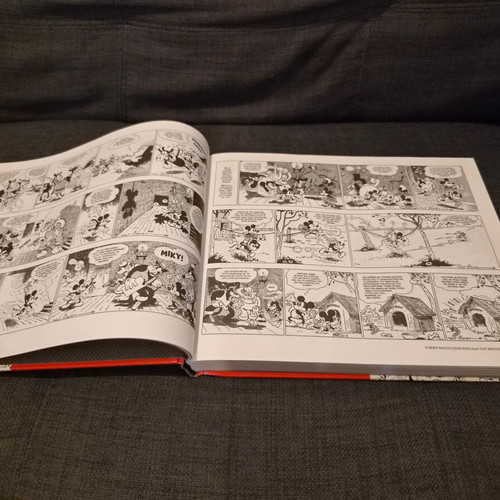 Mickey Mouse In the Valley of Death comic book by Floyd Gottfredson