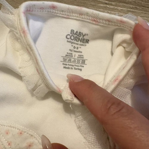 Baby Corner romper 0-3 months like new, 100% cotton