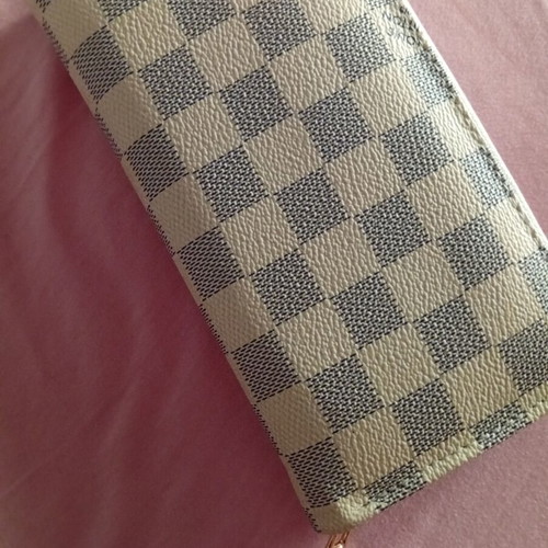 White-beige wallet new, unused