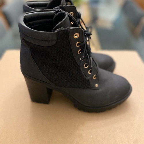 New Look boots faux leather with laces like new, size 39