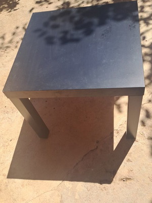 IKEA coffee table like new