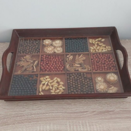 Wooden handmade tray like new, dimensions 28x34