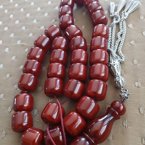 Bakelite Komboloi chatzikos 10, like new, 33 beads, traditional metal finish