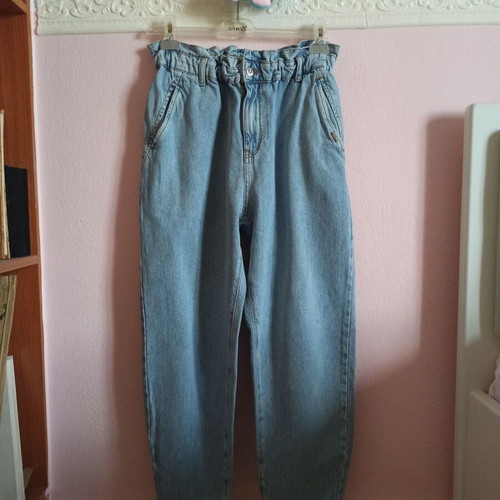 Zara women's baggy jeans medium like new, blue, elastic waist