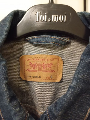Levi Strauss denim jacket small