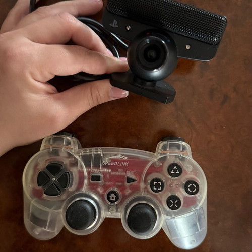 Remote and camera for PS3 like new