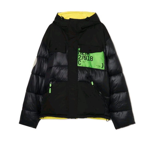 Cropp inflatable jacket with hood new, size Large, black-yellow