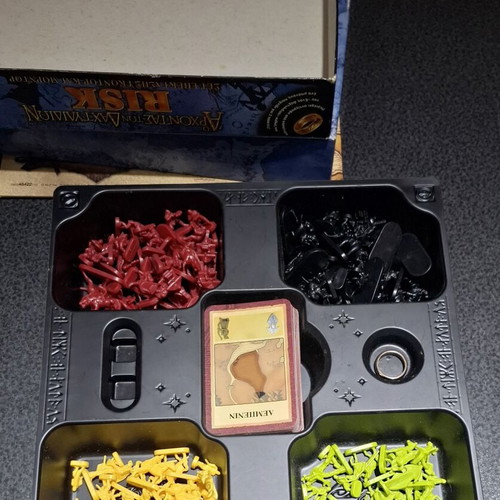 Risk Lord of the Rings Expansion Set Gondor and Mordor like new