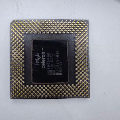 Intel SL37X 400MHz Celeron Processor Socket 370 CPU used