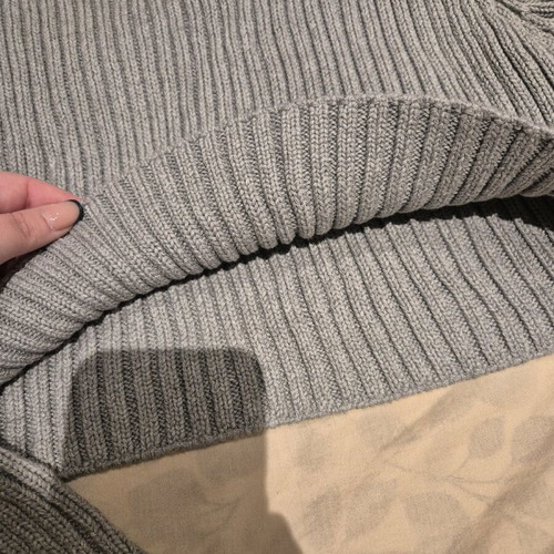 Zara sweater gray like new, size M