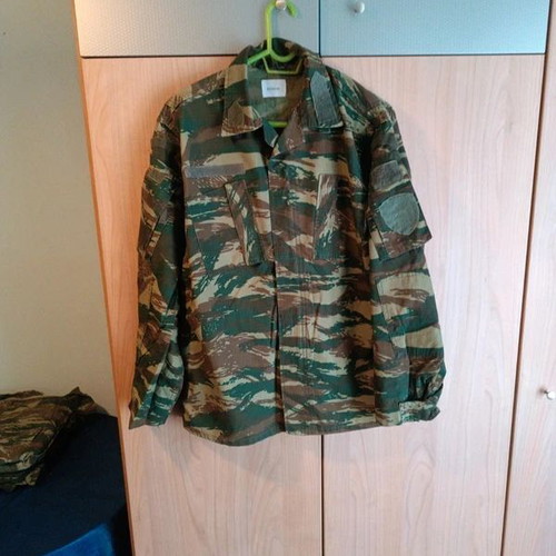 Greek camouflage set like new, size M
