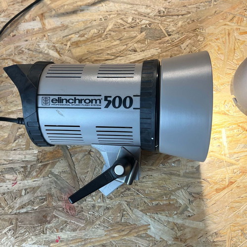 Elinchrom 500 Classic studio flash unit used with soft box