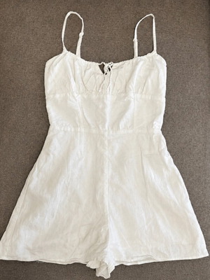Bershka white short romper, size XS