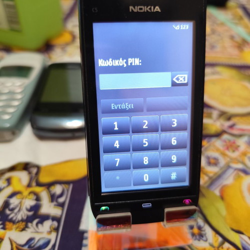 Nokia C5-03 phone used, black, up to 7.9 MP camera