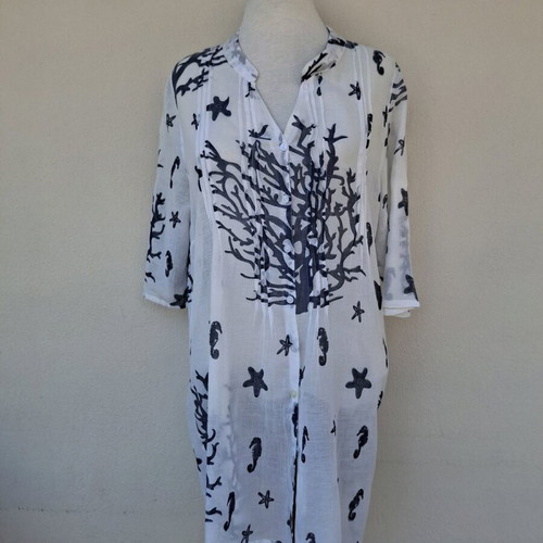 Tunic with coral design like new, sizes M-L, white and blue