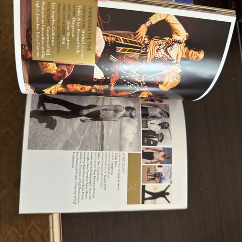 Michael Jackson's Vision Deluxe Box Set like new, DVD collection