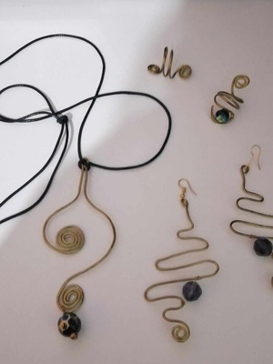 Wire jewels new, multicolored