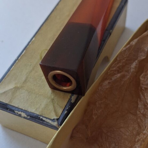Retro Amber Smoking Pipe 10g New with Original Box