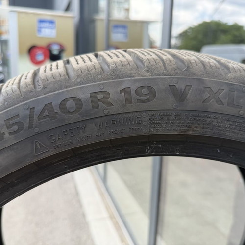Continental 245/40/19 winter tires set of 4 like new, DOT 2024