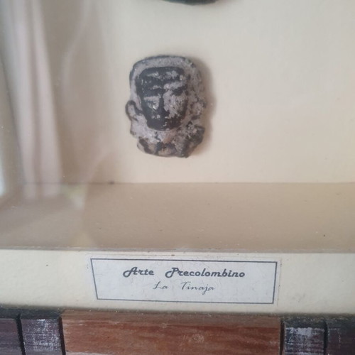 Pre-Columbian art masks used, set of 6 in wooden frame with glass