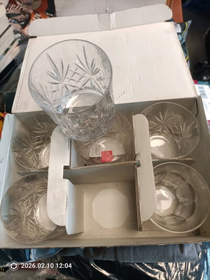 RCR Crystal whiskey glass set 5 pcs like new with 1 extra