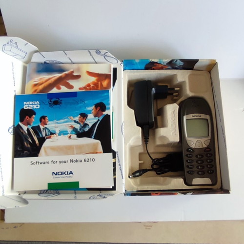 Nokia 6210 full box used, complete retro phone set