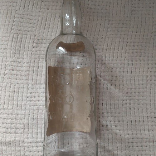 Large glass decorative Bell's whisky bottle 4.5lt like new