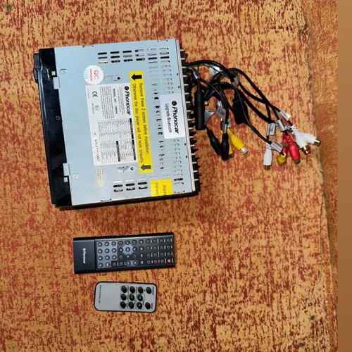Phonocar touch screen like new, compatible with Toyota RAV4 2000-2005