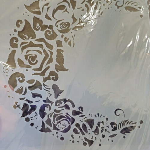 Stencil pack of 34 pieces like new, various designs