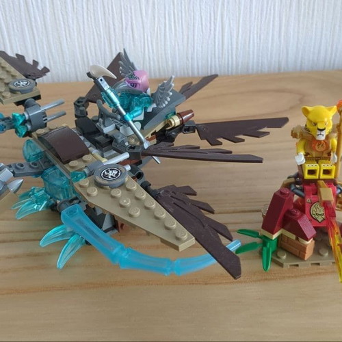 Lego Chima Vardys Ice Vulture Glider 2014 set complete