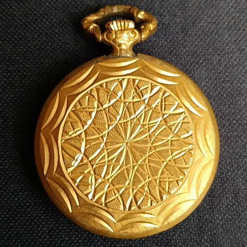 Taunus pocket watch like new, Swiss made, winding, 17 rubies
